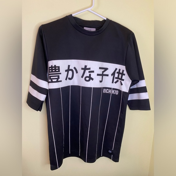 Japanese or Korean inspired - Picture 1 of 5